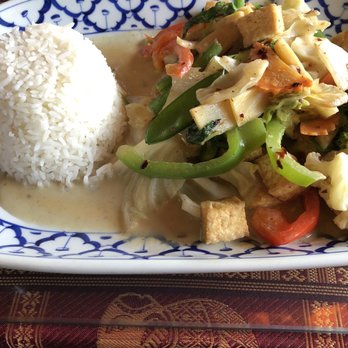 Thai Basil - Thai Near Me - Clearwater, Florida