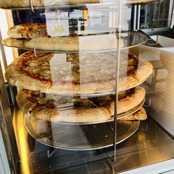 Taylor Street Pizza Warehouse - Pizza carousel