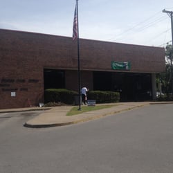 USPS - Acklen - Keeping up with landscaping is nice to see