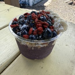 Wailua Açaí bowl with goji berries Wailua Açaí bowl with goji berries