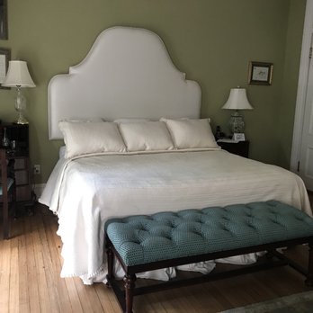Kehoe House - The Johnnie Mercer Room - Bed & Breakfast Near Me - Savannah, Georgia Kehoe House - The Johnnie Mercer Room - Bed & Breakfast Near Me - Savannah, Georgia