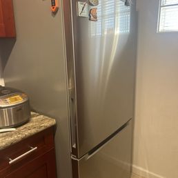 Refrigerator Refrigerator