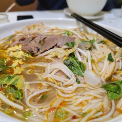 Pho Sam - Bun bo hué - not as good as the last time with wrong noodles