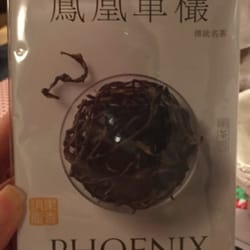 明茶房 - Phoenix classic tea. According to mingcha this is the tea a lot of HK people prefer to drink.