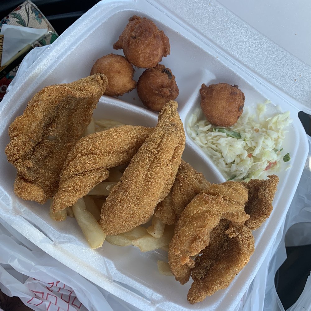 Leon's Catfish & Shrimp Restaurant - Large catfish dinner - Seafood Near Me - Pine Bluff, Arkansas