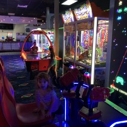 Gator Mike's Family Fun Park - Game Room or arcade