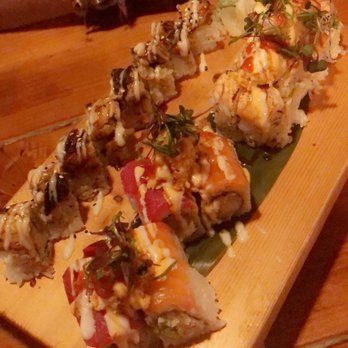 Sushido - Dragon Roll, Lion King Roll and Mountain Roll - Sushi Bars Near Me - Tacoma, Washington Sushido - Dragon Roll, Lion King Roll and Mountain Roll - Sushi Bars Near Me - Tacoma, Washington