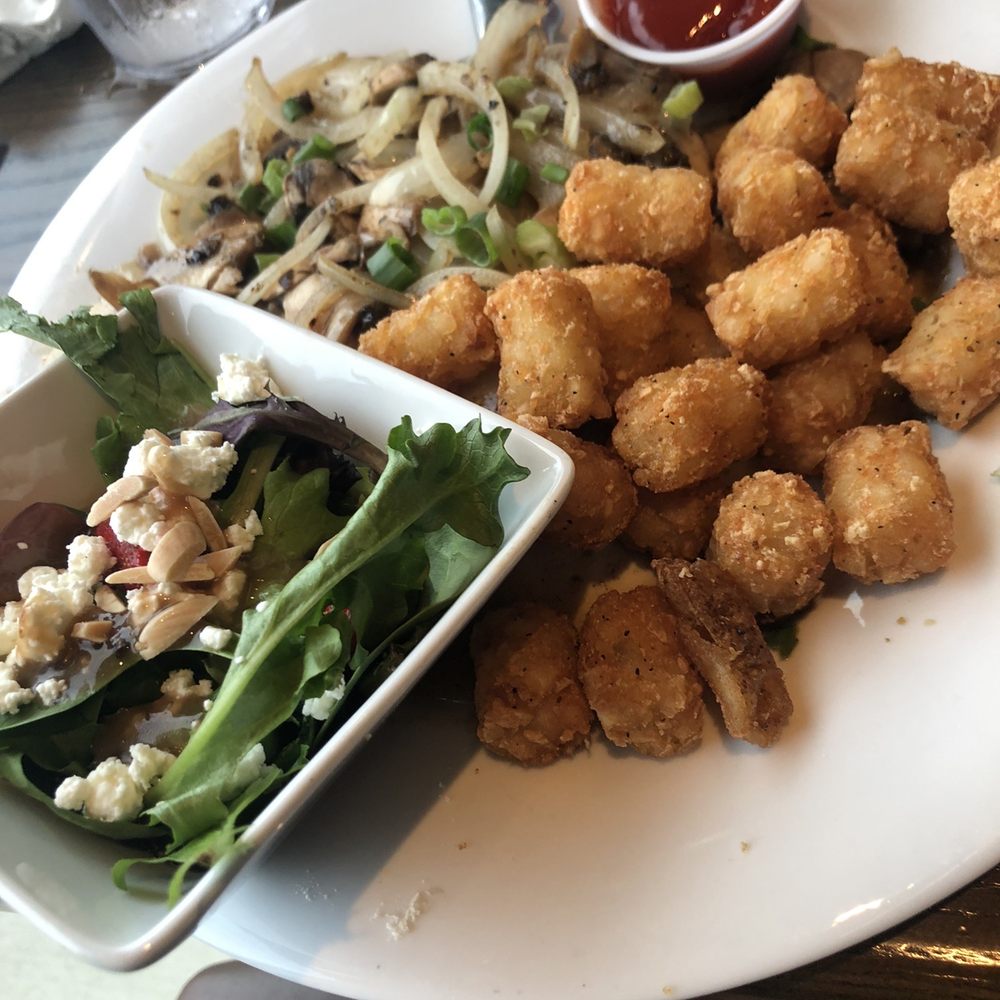 Hickory Tavern - Sports Bars Near Me - North Myrtle Beach, South Carolina