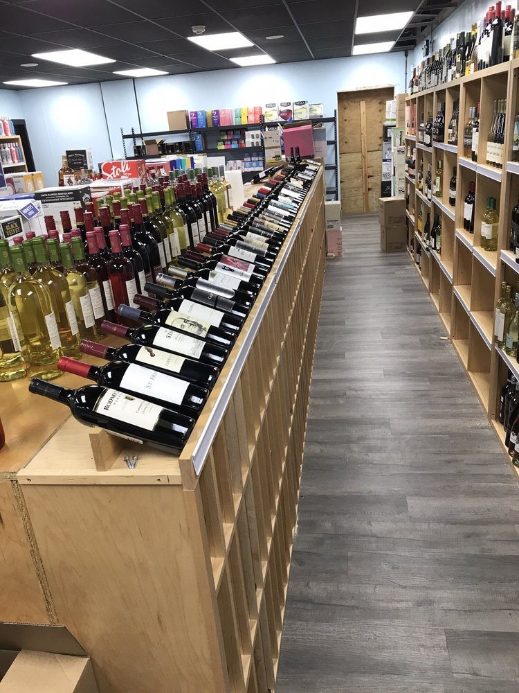 5 & 20 OUTLET LIQUOR WINE Updated September 2024 2100 Rte 5 & 20