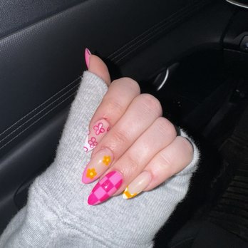 La Na Nail Lounge - medium gel x - Nail Salons Near Me - Kirkland, Washington