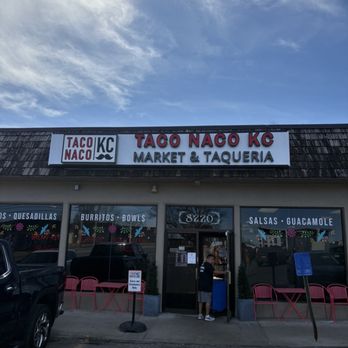 Taco Naco Kc - Outside - Tacos Near Me - Overland Park, Kansas Taco Naco Kc - Outside - Tacos Near Me - Overland Park, Kansas