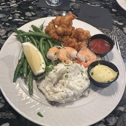 10 piece shrimp dinner with mashed potatoes, & green beans. Half fried/half steamed. 10/13/24 10 piece shrimp dinner with mashed potatoes, & green beans. Half fried/half steamed. 10/13/24