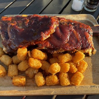 Sundowners - Barbecued Baby Back Ribs - Seafood Near Me - Key Largo, Florida