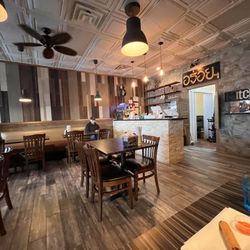 Aloy Aloy Thai Cafe