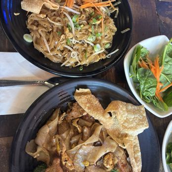 Thai Towne Eatery - Pad Thai Noodle and Pad See Ew Noodle - Thai Near Me - Orange, California Thai Towne Eatery - Pad Thai Noodle and Pad See Ew Noodle - Thai Near Me - Orange, California