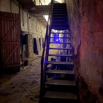 Eastern State Penitentiary - Inside the building - Landmarks & Historical Buildings Near Me - Philadelphia, Pennsylvania Eastern State Penitentiary - Inside the building - Landmarks & Historical Buildings Near Me - Philadelphia, Pennsylvania