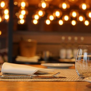 SOMOS Restaurant & Lounge - Table setup at SOMOS Restaurant - Mediterranean Near Me - Porto, 13