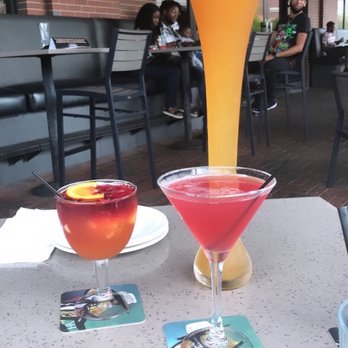 Yard House - Sunset Sangria, Dragon Fruit Cosmo, Blue Moon 5.4% White Ale, Golden, CO - New American Near Me - Atlanta, Georgia Yard House - Sunset Sangria, Dragon Fruit Cosmo, Blue Moon 5.4% White Ale, Golden, CO - New American Near Me - Atlanta, Georgia