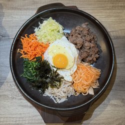 Babo Jumak - Bulgogi hot stone bibimbap