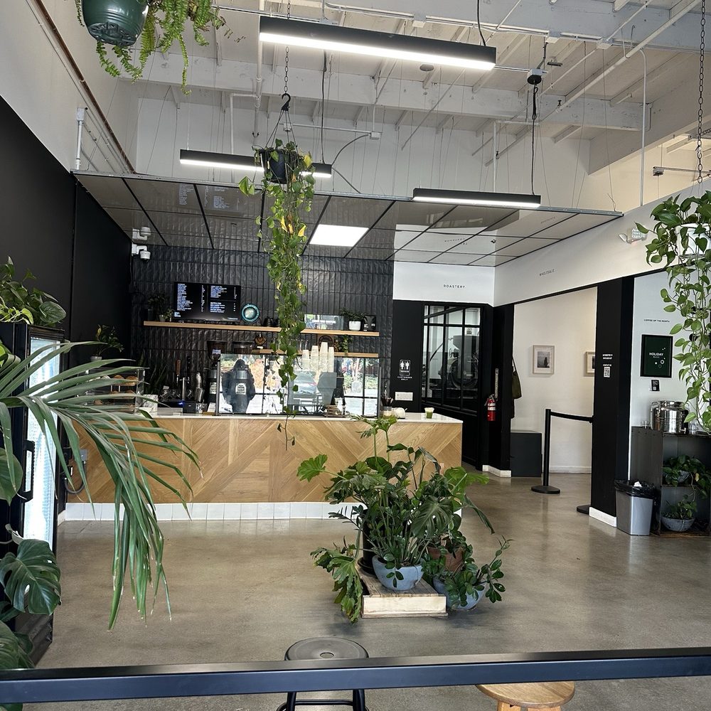 Common Room Roasters - entrance - Coffee Roasteries Near Me - Long Beach, California Common Room Roasters - entrance - Coffee Roasteries Near Me - Long Beach, California