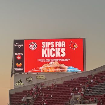 7 Brew Coffee - 7 Brew "Sips for kicks" promo shown on the UofL vs. UVA football game on 10/04 - Coffee & Tea Near Me - Louisville, Kentucky