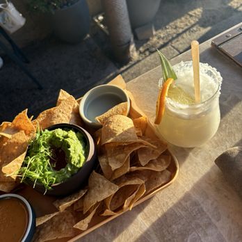 Salt + Lime - Chips and guacamole with put the lime in the coconut margaritas - Mexican Near Me - Del Mar, California Salt + Lime - Chips and guacamole with put the lime in the coconut margaritas - Mexican Near Me - Del Mar, California