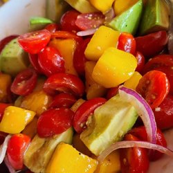 Como Pizzeria - Mango Salad.