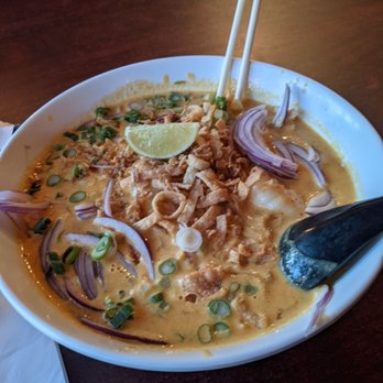 Arches Thai - Best shrimp curry noodle - Thai Near Me - Moab, Utah
