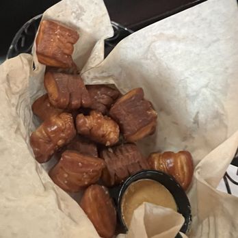 Owen and Ollie's - Irish Near Me - Dracut, Massachusetts