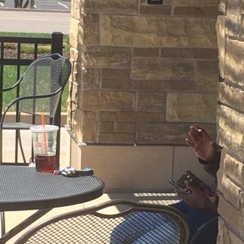 Dunkin' - Coffee & Tea Near Me - Ellisville, Missouri