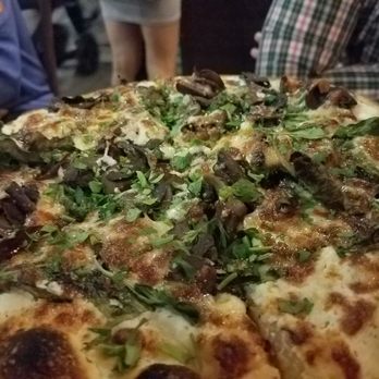 Bacari GDL - Smoked mushroom pizza. Strong flavors but good - Mediterranean Near Me - Glendale, California Bacari GDL - Smoked mushroom pizza. Strong flavors but good - Mediterranean Near Me - Glendale, California