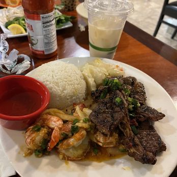 Pho Saigon - Vietnamese Pork Chops w/ Shrimp and Rice - Vietnamese Near Me - Honolulu, Hawaii