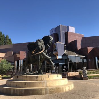 Blackhawk Plaza - Upper level, in front of museum.  They have a nice handicap ramp for strollers to get there. - Shopping Centers Near Me - Danville, California