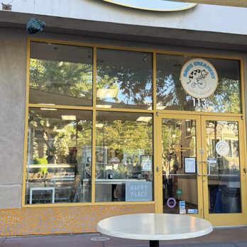Davis Creamery - Ice Cream & Frozen Yogurt Near Me - Davis, California