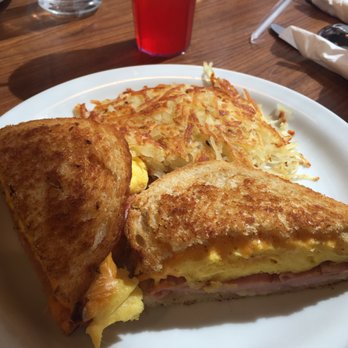 Denny's - Diners Near Me - Patterson, California