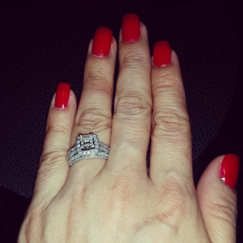 Regal Nails, Salon & Spa - Gel Manicure - Nail Salons Near Me - Shawnee, Kansas