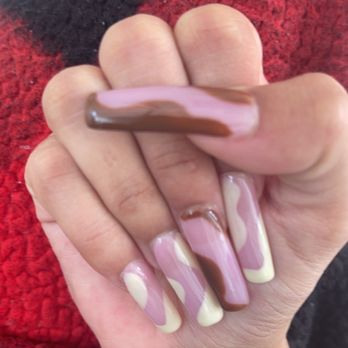 Sun Nails and Spa - My nails were done fat and not even shaped evenly - Nail Salons Near Me - Northridge, California