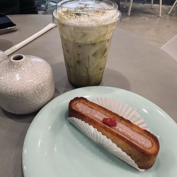 O Beem - Matcha Einspanner and Strawberry Vanilla Dessert - Cafes Near Me - Los Angeles, California O Beem - Matcha Einspanner and Strawberry Vanilla Dessert - Cafes Near Me - Los Angeles, California