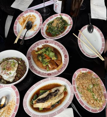 Sal Tang's by null