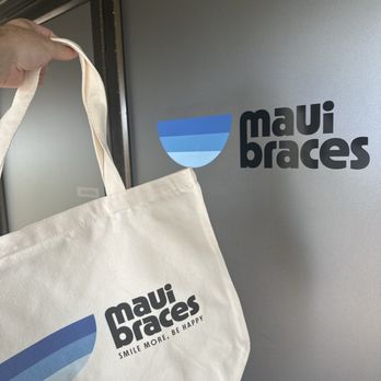 Maui Braces - Front door and gift bag - Orthodontists Near Me - Kahului, Hawaii Maui Braces - Front door and gift bag - Orthodontists Near Me - Kahului, Hawaii