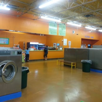 Amigo Laundry - Free dry with wash.  Lot of machines. - Laundry Services Near Me - Irving, Texas
