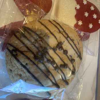9 Rabbits Bakery - Chocolate cookies - Bakeries Near Me - Dallas, Texas 9 Rabbits Bakery - Chocolate cookies - Bakeries Near Me - Dallas, Texas