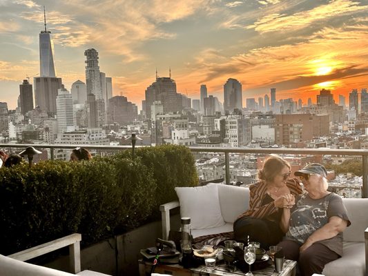 PUBLIC Hotel by null