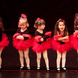 Alderwood Dance Spectrum - Performing in our Holiday Show