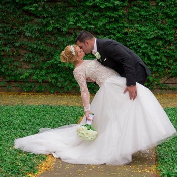 Well Told Weddings - Videographers Near Me - Rolling Meadows, Illinois Well Told Weddings - Videographers Near Me - Rolling Meadows, Illinois