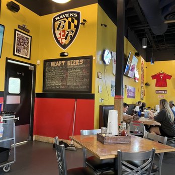 Crab Corner - Seating area - Seafood Near Me - Las Vegas, Nevada Crab Corner - Seating area - Seafood Near Me - Las Vegas, Nevada