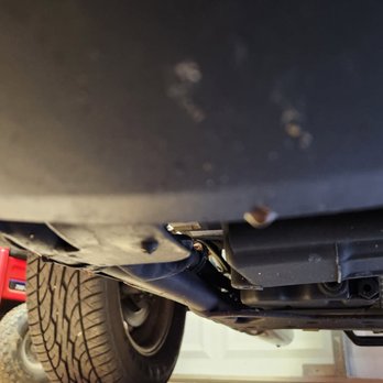 Pro Street Cycles - Picture of the leaking anti freeze - Motorcycle Dealers Near Me - North Chesterfield, Virginia Pro Street Cycles - Picture of the leaking anti freeze - Motorcycle Dealers Near Me - North Chesterfield, Virginia