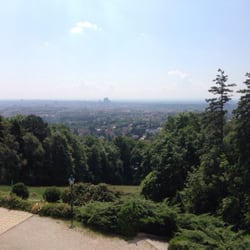 Austria Trend Hotel Schloss Wilhelminenberg - Blick aus dem Hotelzimmer