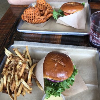 Social Burger - Burgers Near Me - Vienna, Virginia Social Burger - Burgers Near Me - Vienna, Virginia