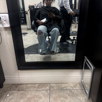 Klassy Kuts of Modesto - Hair Salons Near Me - Modesto, California Klassy Kuts of Modesto - Hair Salons Near Me - Modesto, California